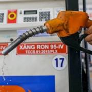Giá xăng dầu sẽ xô đổ mọi kỷ lục?