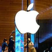Apple tìm cách thúc đẩy sản xuất bên ngoài Trung Quốc