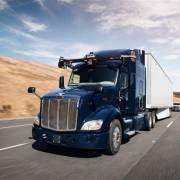 Uber phát triển mô hình vận tải hàng hóa bằng xe tải tự lái