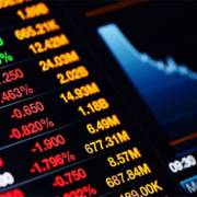 Nhà đầu tư ‘miệt mài’ cắt lỗ, VN Index tiếp tục ‘dò đáy’