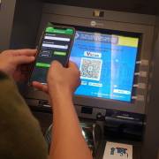 Rút tiền tại ATM bằng quét mã VietQR