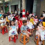 Văn phòng phẩm Thuận Nam tiếp sức trẻ em đến trường