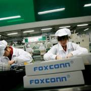 Loạt cổ phiếu của Foxconn giảm mạnh