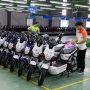 Doanh nghiệp xe máy điện Việt Nam quá nhỏ bé và yếu thế