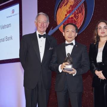 VIB đoạt giải Bank of the Year 2015 tại Việt Nam