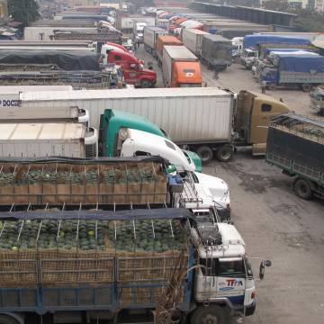Cửa khẩu Tân Thanh mỗi ngày xuất hơn 2 nghìn tấn nông sản