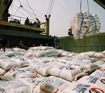 Xuất khẩu gạo tháng 11 vẫn bế tắc
