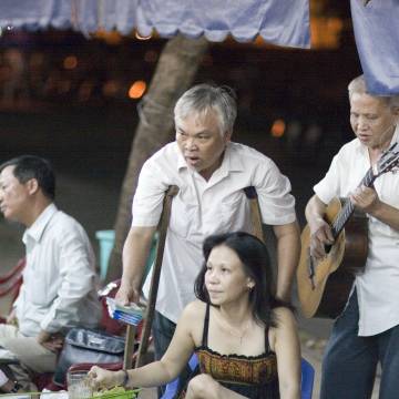 Trần Tiến Dũng: Sài Gòn và nhịp điệu tiếng ồn
