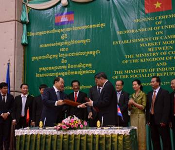 Việt Nam xây chợ biên giới kiểu mẫu tặng Campuchia