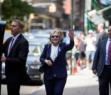 Bà Hillary Clinton gặp sự cố về sức khỏe tại lễ tưởng niệm vụ 11/9