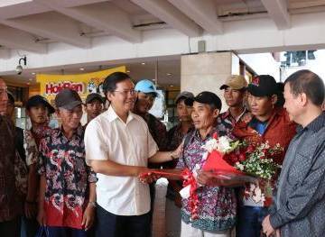 Indonesia lần đầu trao trả ngư dân Việt Nam trên biển