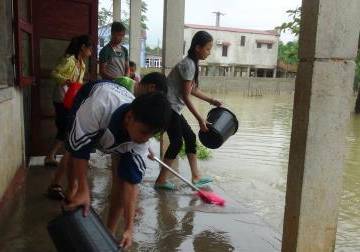 Quảng Bình: Nước các sông đang lên, nguy cơ lũ chồng lũ