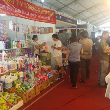 Đi hội chợ ASEAN, chỉ thấy toàn hàng Thái giá rẻ