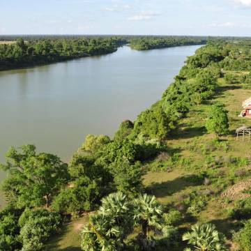 Trung Quốc viện trợ Campuchia xây cầu qua sông Mekong