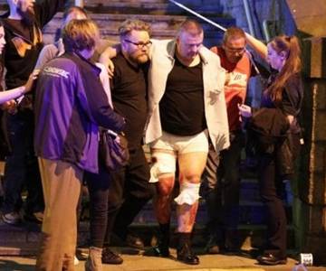 Anh: Nổ lớn tại buổi biểu diễn ca nhạc ở Manchester, 19 người chết