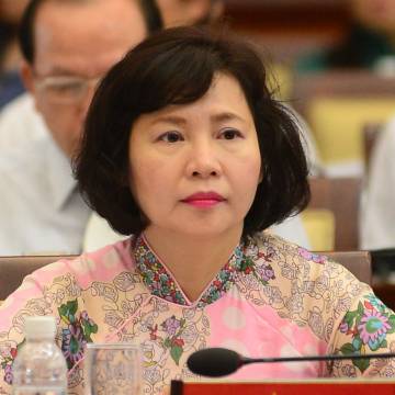 Bà Hồ Thị Kim Thoa đã bán 1,4 triệu cổ phiếu Điện Quang
