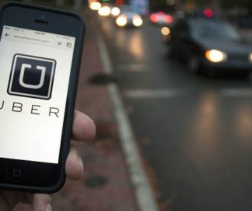TP.HCM sẽ yêu cầu Grab, Uber tạm thời ngưng cung cấp kết nối thêm xe mới