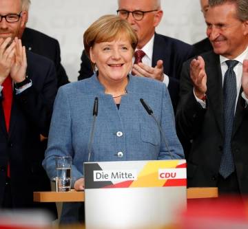 Bà Merkel thắng yếu ớt do ảnh hưởng của ‘địa chấn’ chủ nghĩa dân tộc
