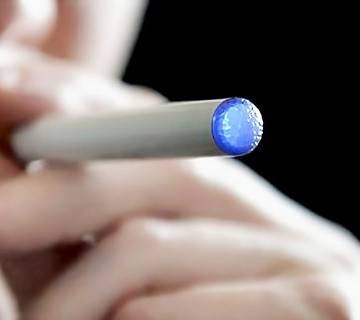 Mỹ đối mặt với ‘đại dịch’ thuốc lá điện tử