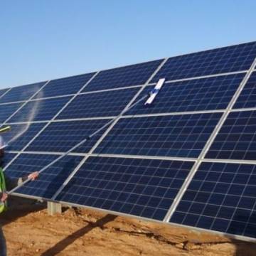 Điện mặt trời đủ sức giải quyết sức ép về nhu cầu năng lượng cho Việt Nam?