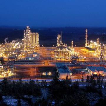 Lọc dầu Dung Quất có nguy cơ ế hàng triệu m3 xăng