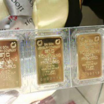 Người mua vàng lỗ gần 1 triệu đồng/lượng sau ngày Thần Tài