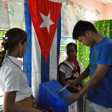 Cử tri Cuba thông qua Hiến pháp mới với tỷ lệ ủng hộ hơn 73%