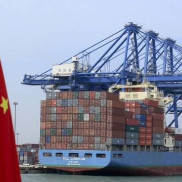 Xuất khẩu tháng 2 của Trung Quốc giảm mạnh nhất 3 năm