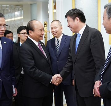Thủ tướng tiếp các tập đoàn hàng đầu Trung Quốc