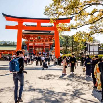 Khách du lịch ngày càng chi tiêu hào phóng khi đến Nhật Bản