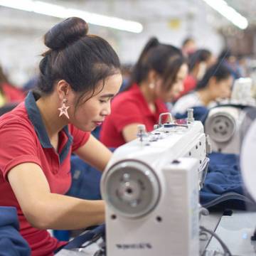 Thế khó của doanh nghiệp dệt may, xơ sợi Việt Nam