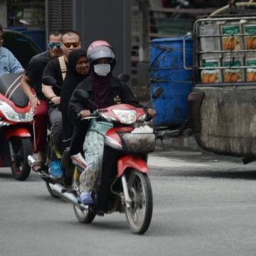 Thủ tướng Thái Lan nhắc người dân đeo khẩu trang khi ra đường