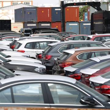Việt Nam chi gần 1,1 tỷ USD nhập khẩu xe ô tô từ Thái Lan