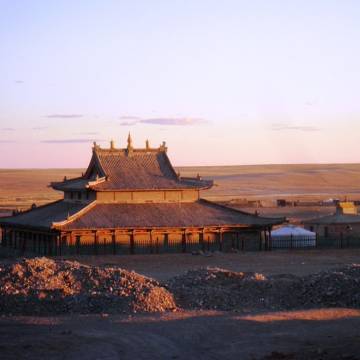 Chùa xưa Gimpil Darjaalan lặng lẽ giữa sa mạc Gobi