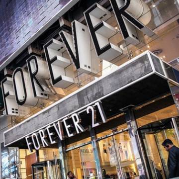 Mỹ: Hãng thời trang Forever 21 phá sản