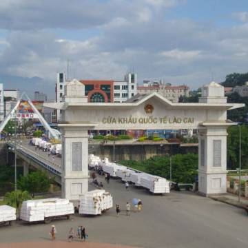 1.300 tấn nông sản xuất khẩu qua Cửa khẩu quốc tế Lào Cai