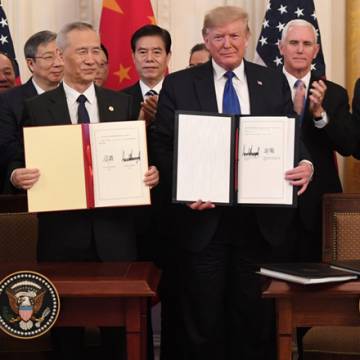 Mỹ và Trung Quốc ký kết thỏa thuận thương mại giai đoạn 1