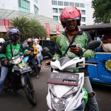 Chính phủ Indonesia giãn nợ một năm cho các doanh nghiệp vừa và nhỏ