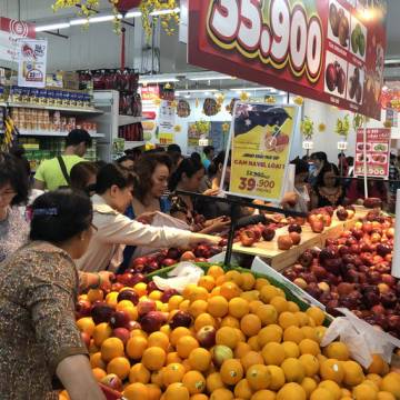 Trái cây ngoại tiếp tục đổ về thị trường Việt Nam
