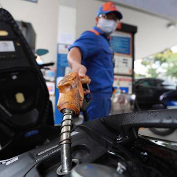 Giá xăng dầu có thể giảm mạnh