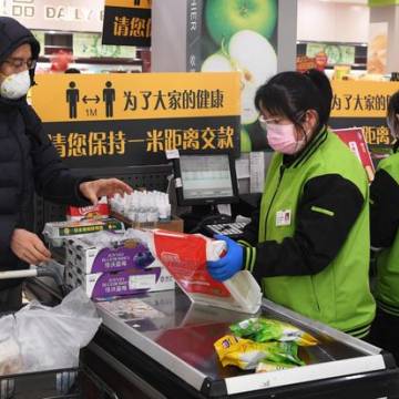 Trung Quốc vất vả vực dậy nền kinh tế khi tiêu dùng vẫn ảm đạm