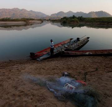 Khu vực hạ lưu sông Mekong đang bị đe dọa nghiêm trọng