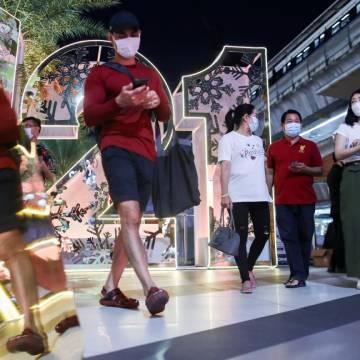 Nền kinh tế ‘slow motion’ sẽ khiến Thái Lan tụt hậu trong 10 năm tới