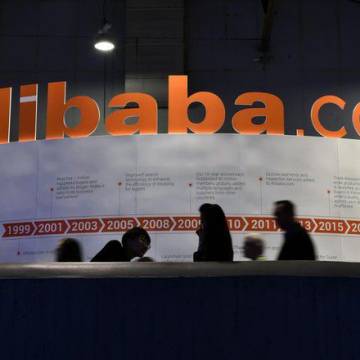 Bộ Công Thương hợp tác với Alibaba.com đẩy mạnh xuất khẩu trực tuyến
