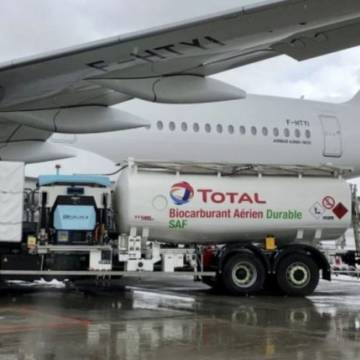 Máy bay chạy bằng dầu ăn tái chế