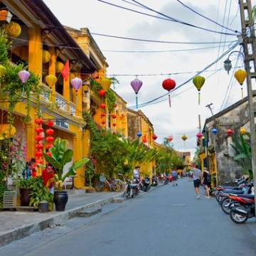 Du lịch Việt Nam dự tính mở cửa hoàn toàn với khách quốc tế từ tháng 6/2022