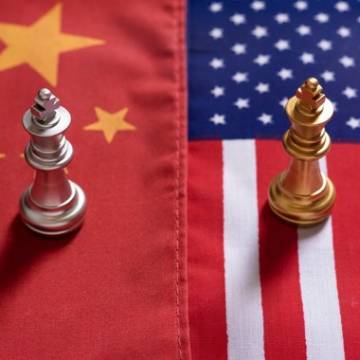 Vén màn hậu trường cuộc chiến thương mại Mỹ – Trung