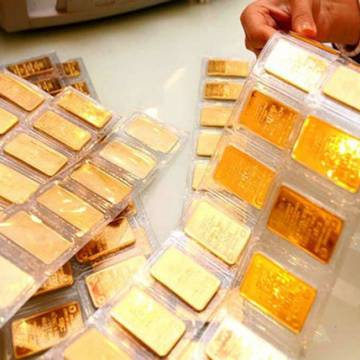 Giá vàng SJC cao hơn thế giới gần 16 triệu đồng/lượng