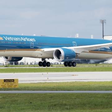 Vietnam Airlines tính bán bớt máy bay để thoát khỏi tình trạng lỗ nặng