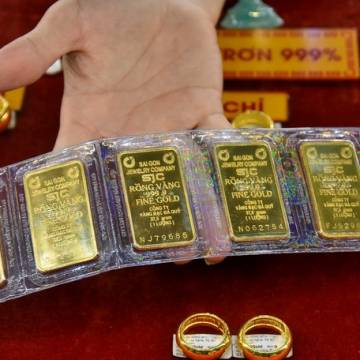 Thị trường 24/7: Giá vàng tăng lên mức cao nhất kể từ đầu năm; Gạo 25% tấm của Việt Nam rớt mốc 600 USD/tấn
